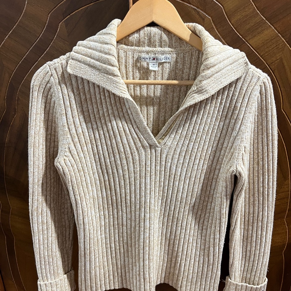 Tommy Hilfiger Women's Cream Ribbed Sweater